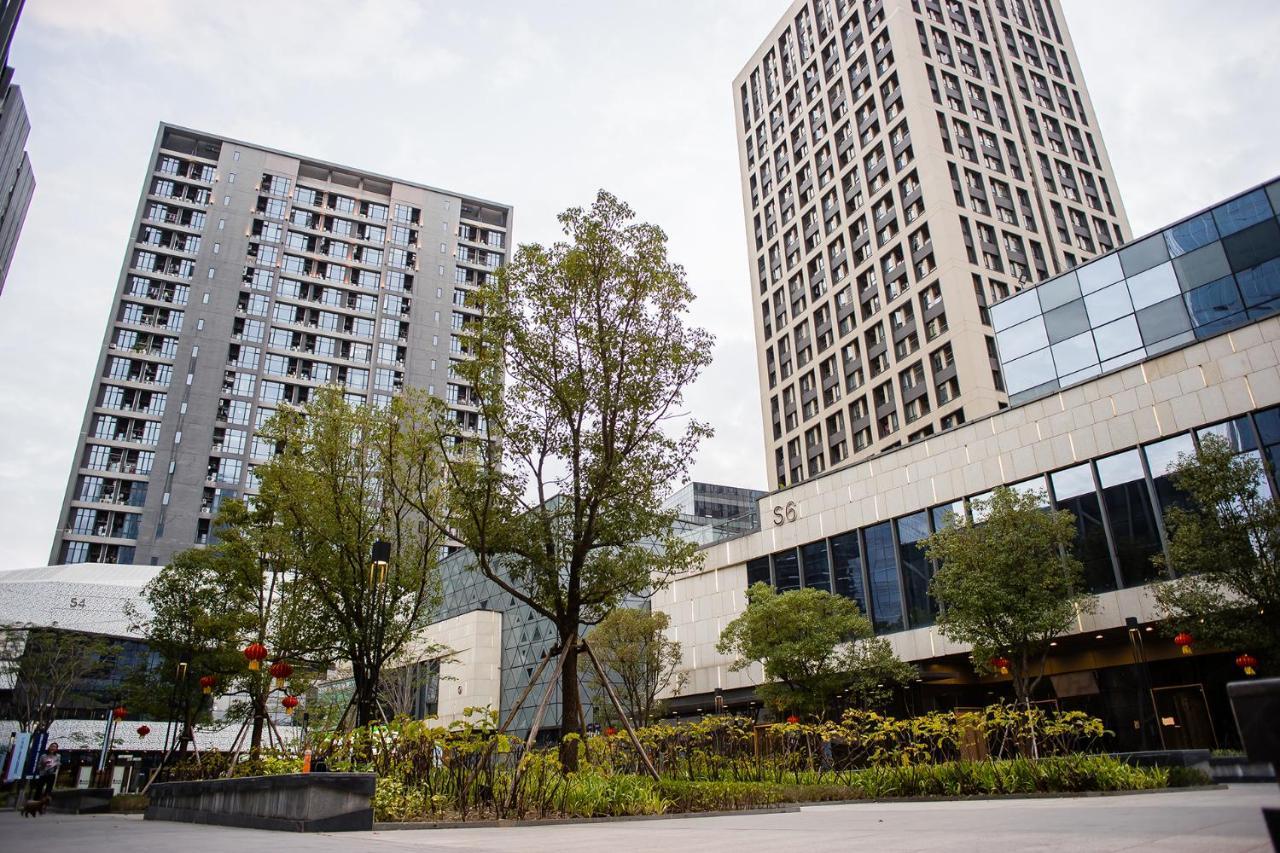 Guangzhou Laiste Aparthotel Science City Greenland Central Plaza Branch - Free Shuttle Bus To Canton Fair Complex During Canton Fair Period ภายนอก รูปภาพ